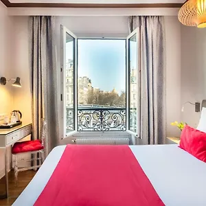 Otel Eiffel Segur